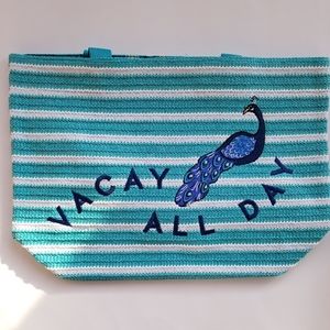 NWT Large Vera Bradley Factory Style Straw Tote in Peacock Garden Print